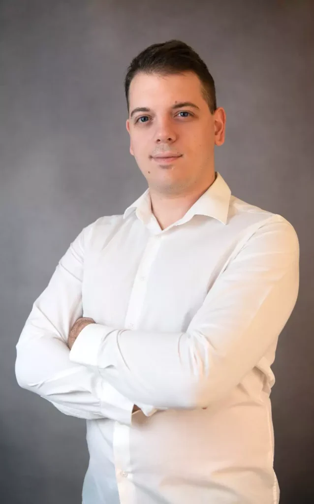 Mladen Nikolic, pianist and composer