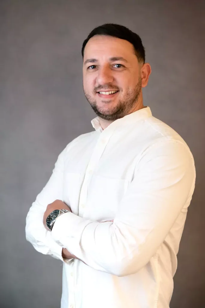 Stefan Stojanovic, piano teacher