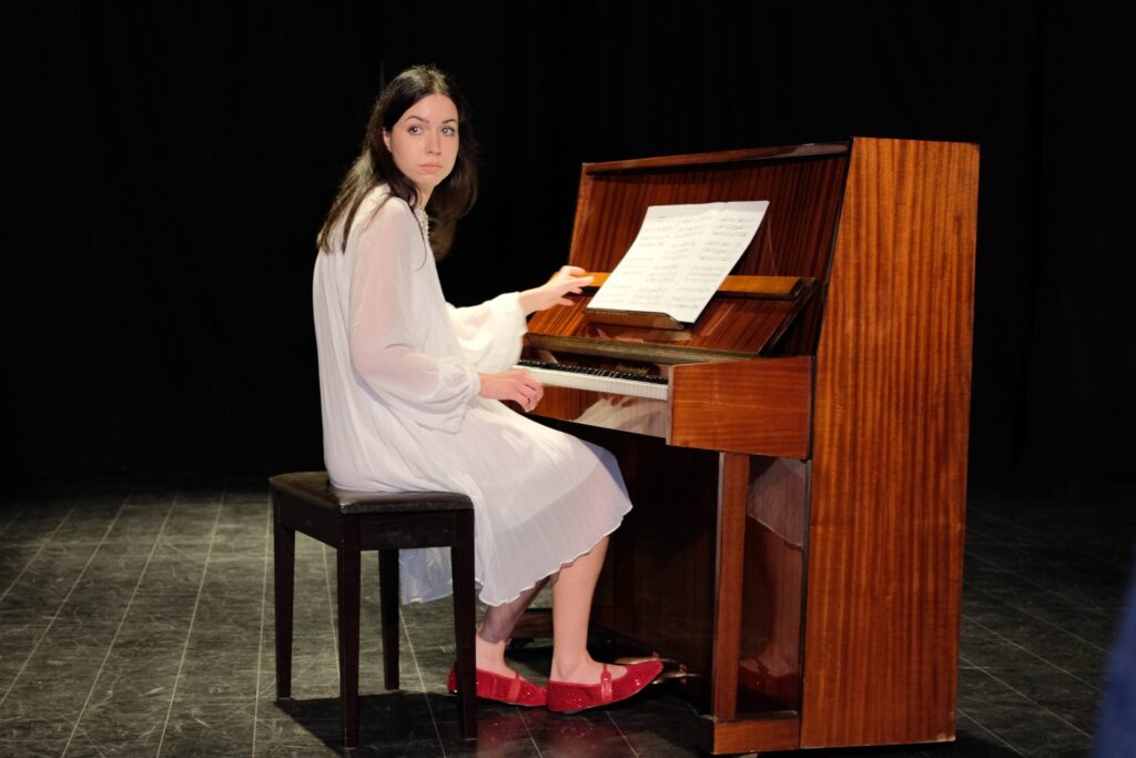 Private music lesson performance at MJ Strings in Dubai