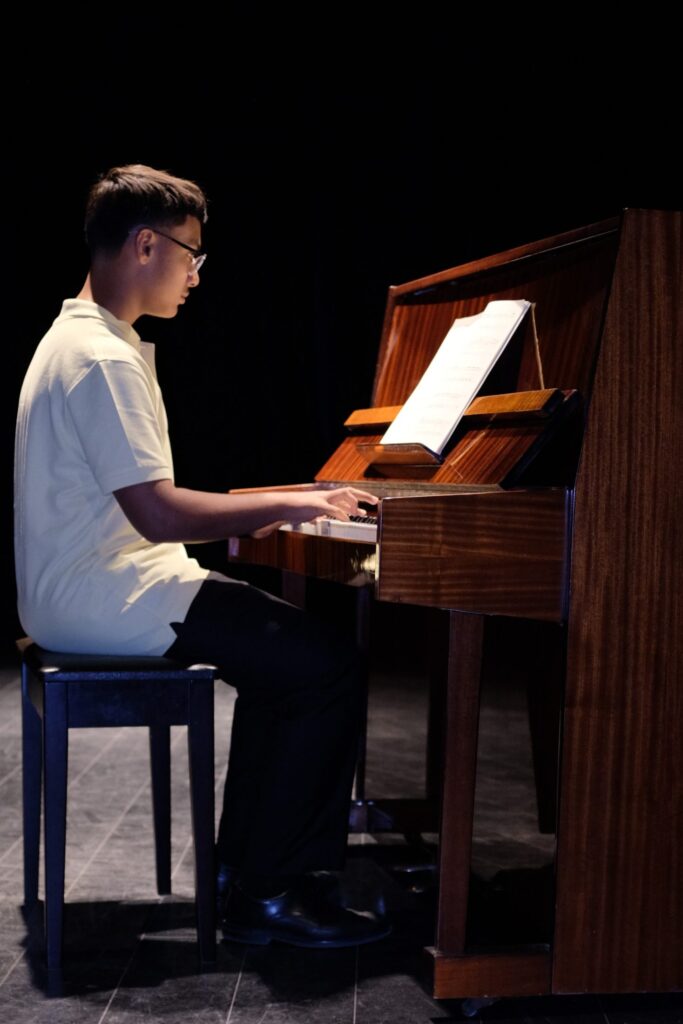 Private music lesson performance at MJ Strings in Dubai
